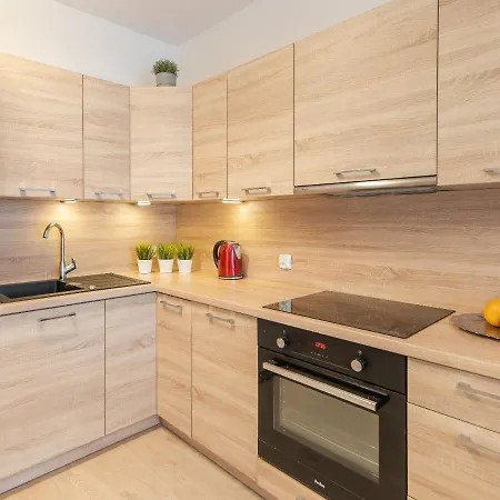 Feniks Apartment